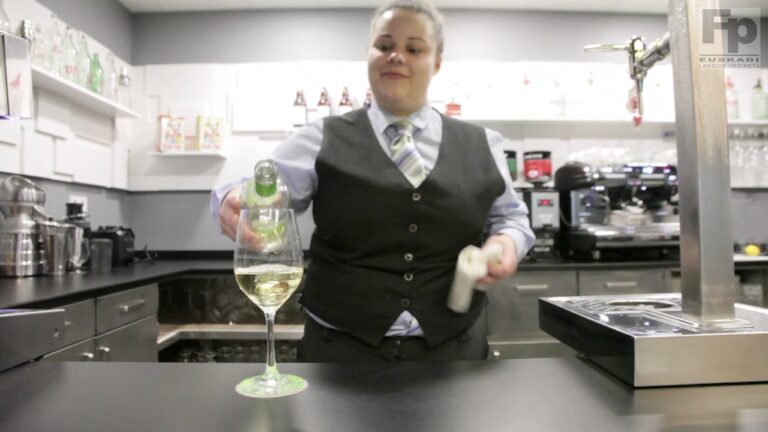 Los Mejores Lugares para Disfrutar Vino en Fermoselle